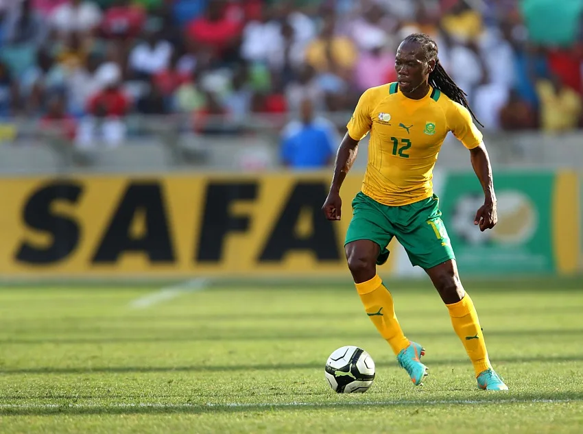 Reneilwe Letsholonyane: débuts difficiles avec Matebele FC et trois défaites consécutives