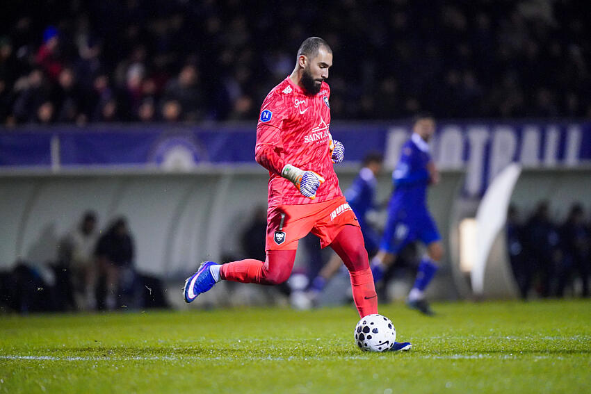 Fin de saison pour Mandréa : la Coupe du monde s’éloigne pour le gardien algérien