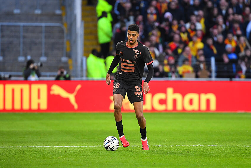 Dortmund prépare l’après Bensebaïni : un espoir marocain de Rennes dans le viseur