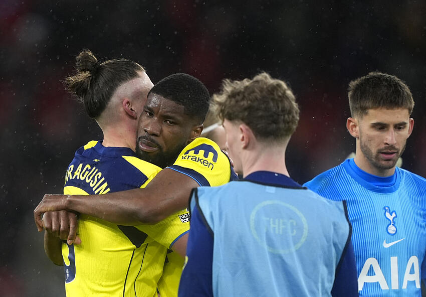 Kevin Danso victime de racisme : Tottenham porte plainte après un déferlement de haine