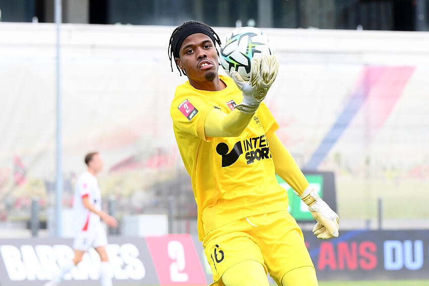 Yannick Pandor dans le viseur de Rodez et Amiens : le gardien international des Comores va-t-il quitter Lens ?