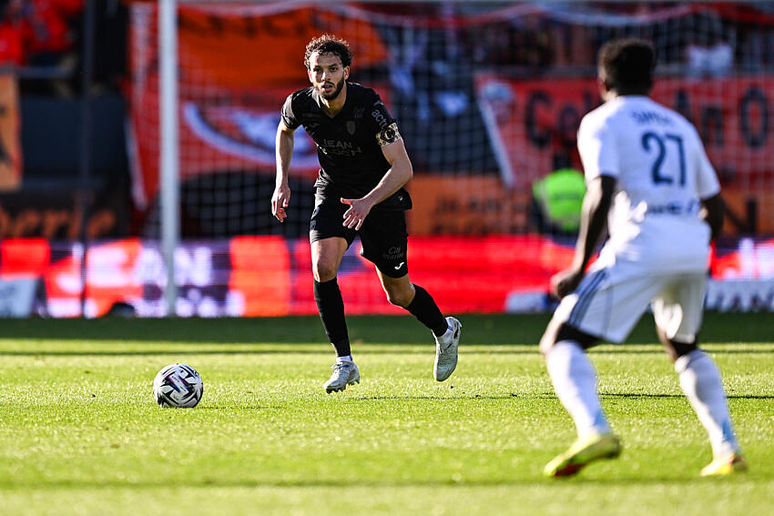 Mercato : Montassar Talbi dans le viseur de l&rsquo;AS Roma, la Serie A lui tend les bras