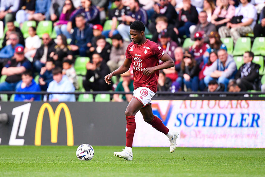 Mercato : le défenseur sénégalais de Metz à 3M€ qui affole déjà les recruteurs européens