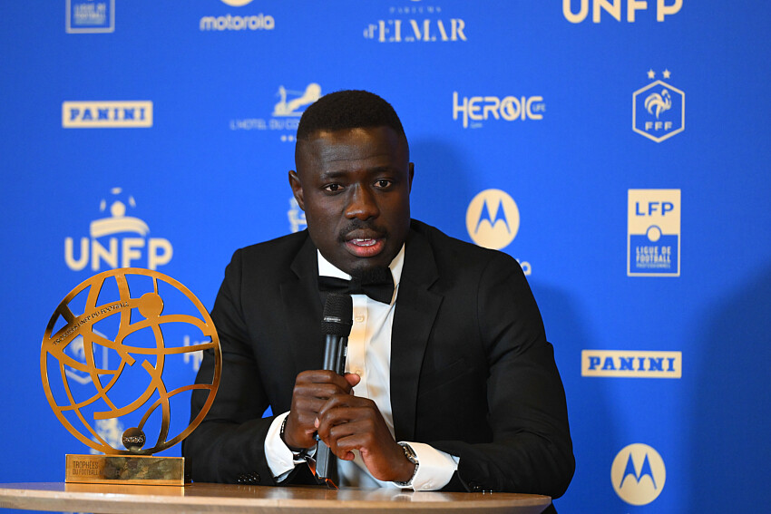 Dame Gueye explose tout en Ligue 2 : son chef-d&rsquo;œuvre récompensé aux Trophées UNFP 2026 !