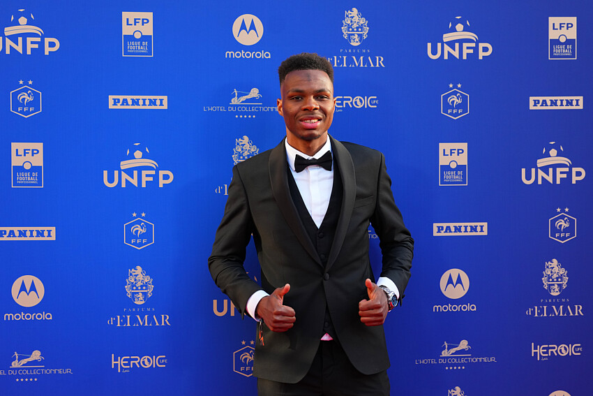 Mamadou Sangaré dans le XI type UNFP 2026 : le Malien de Lens enflamme la Ligue 1 !