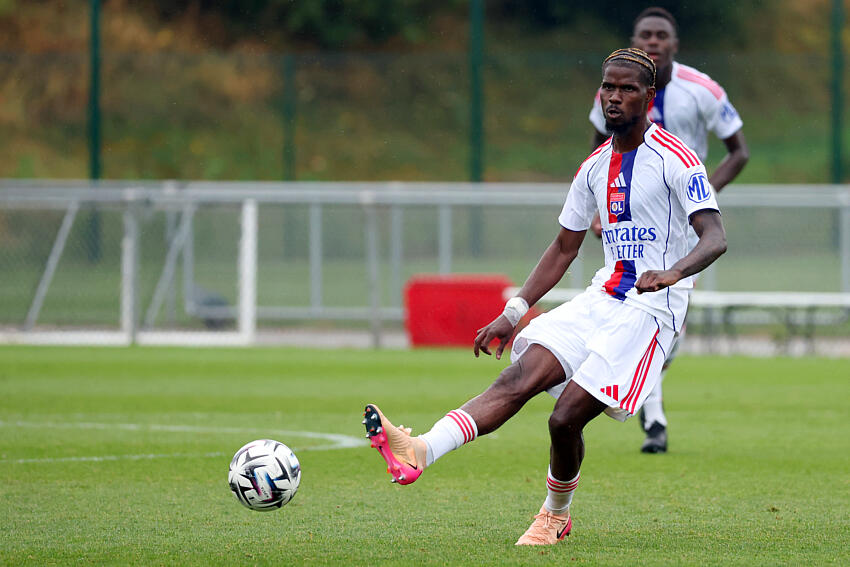 Mercato : l&rsquo;Ivoirien Paul Akouokou poussé vers la sortie à l&rsquo;OL