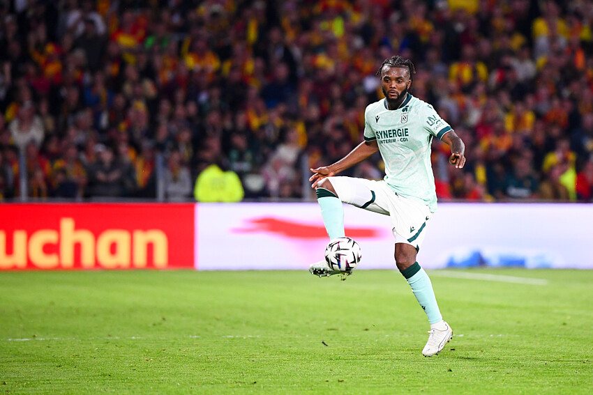 𝗠𝗘𝗥𝗖𝗔𝗧𝗢 – Chidozie Awaziem proche de Konyaspor, Nantes négocie un transfert entre 1 et 2 M€