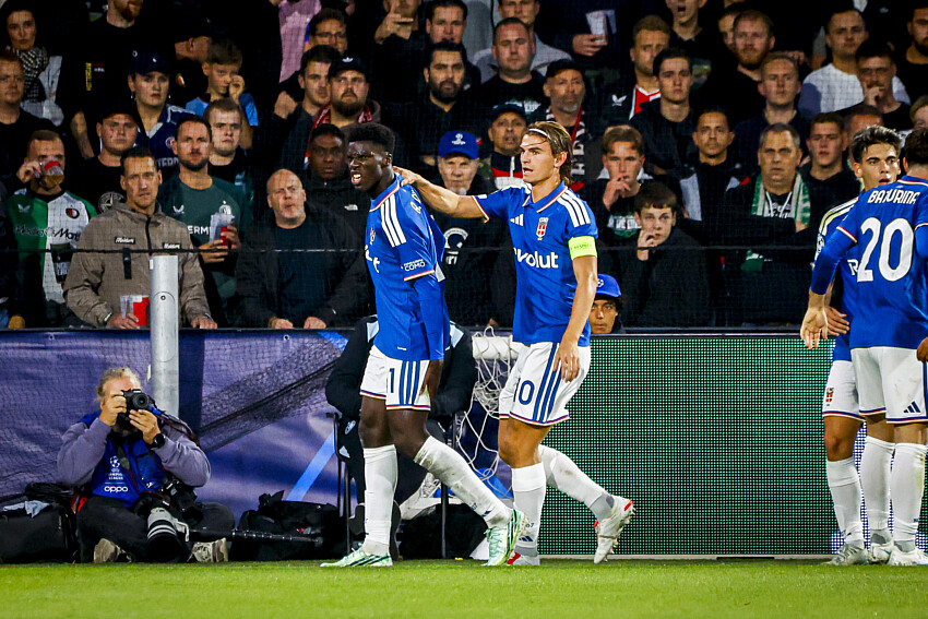 Como : Diao buteur puis sorti sur blessure, Fàbregas retient son souffle