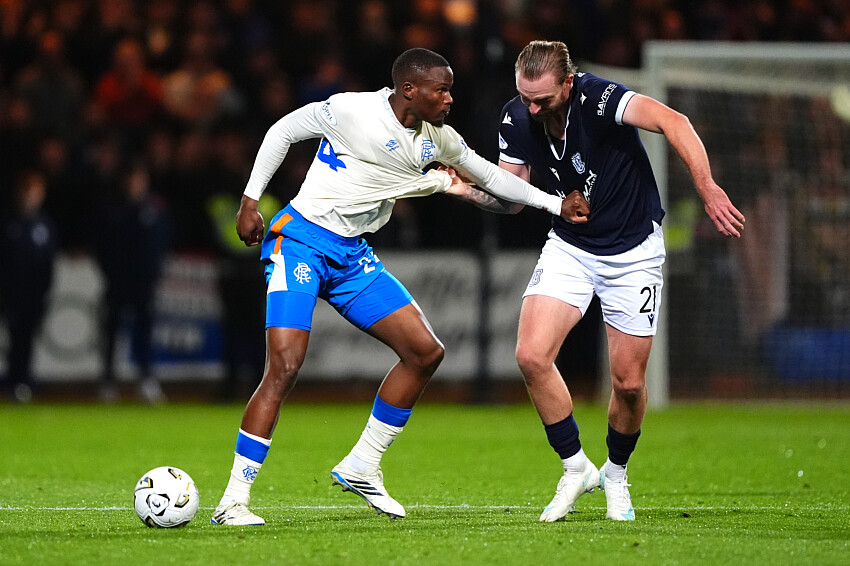 Rangers : Olwethu Makhanya, joueur du mois, affole Brentford, Sunderland et Séville !