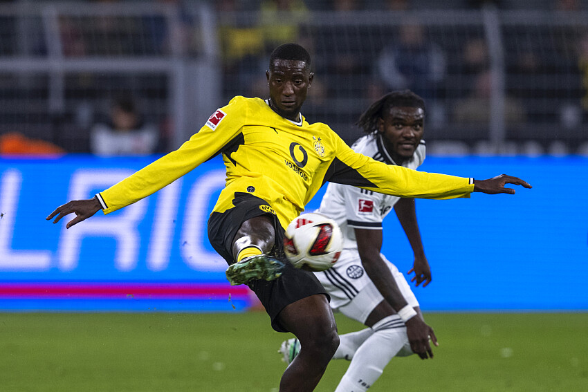 Dortmund : Guirassy touche la barre, le BVB prend la tête avant le Bayern